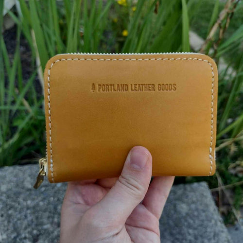 small travel zip wallet