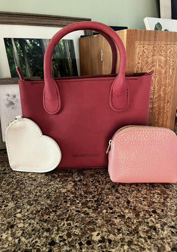 Louanne Pouch main image 1