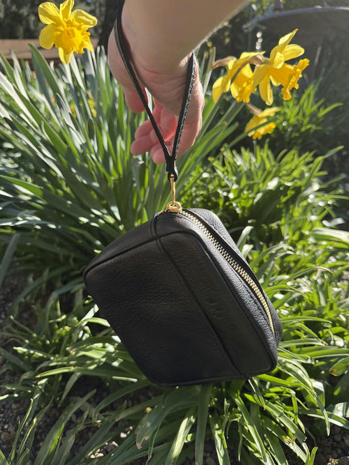 Great size with wristlet - customer review photo