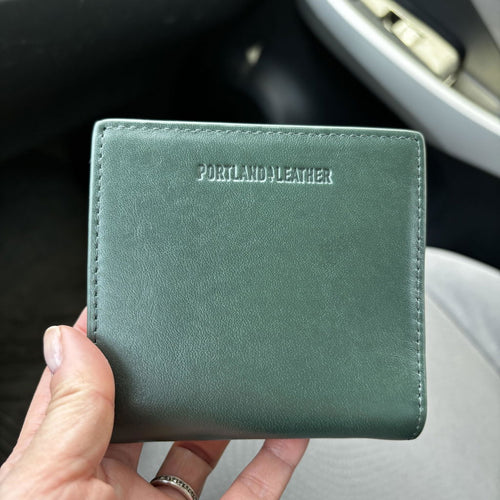 Great wallet! It's great for carrying cards - customer review photo