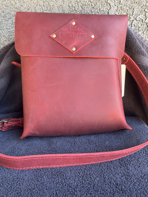 Hawkeye Satchel-Phoenix - customer review photo