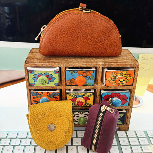 This thing is not small. - customer review photo