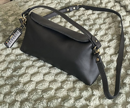 I love this gorgeous smooth leather bag! - customer review photo