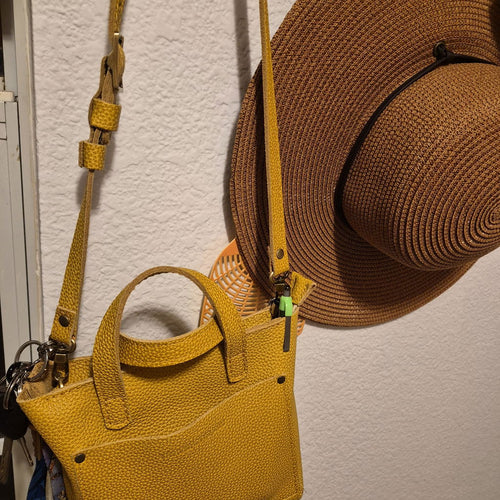 Sunshine in a crossbody. - customer review photo