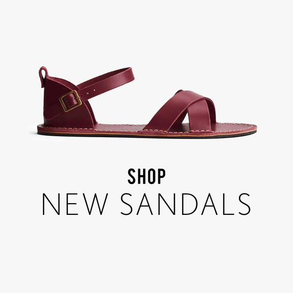 Leather sandals in 4 different colors and styles