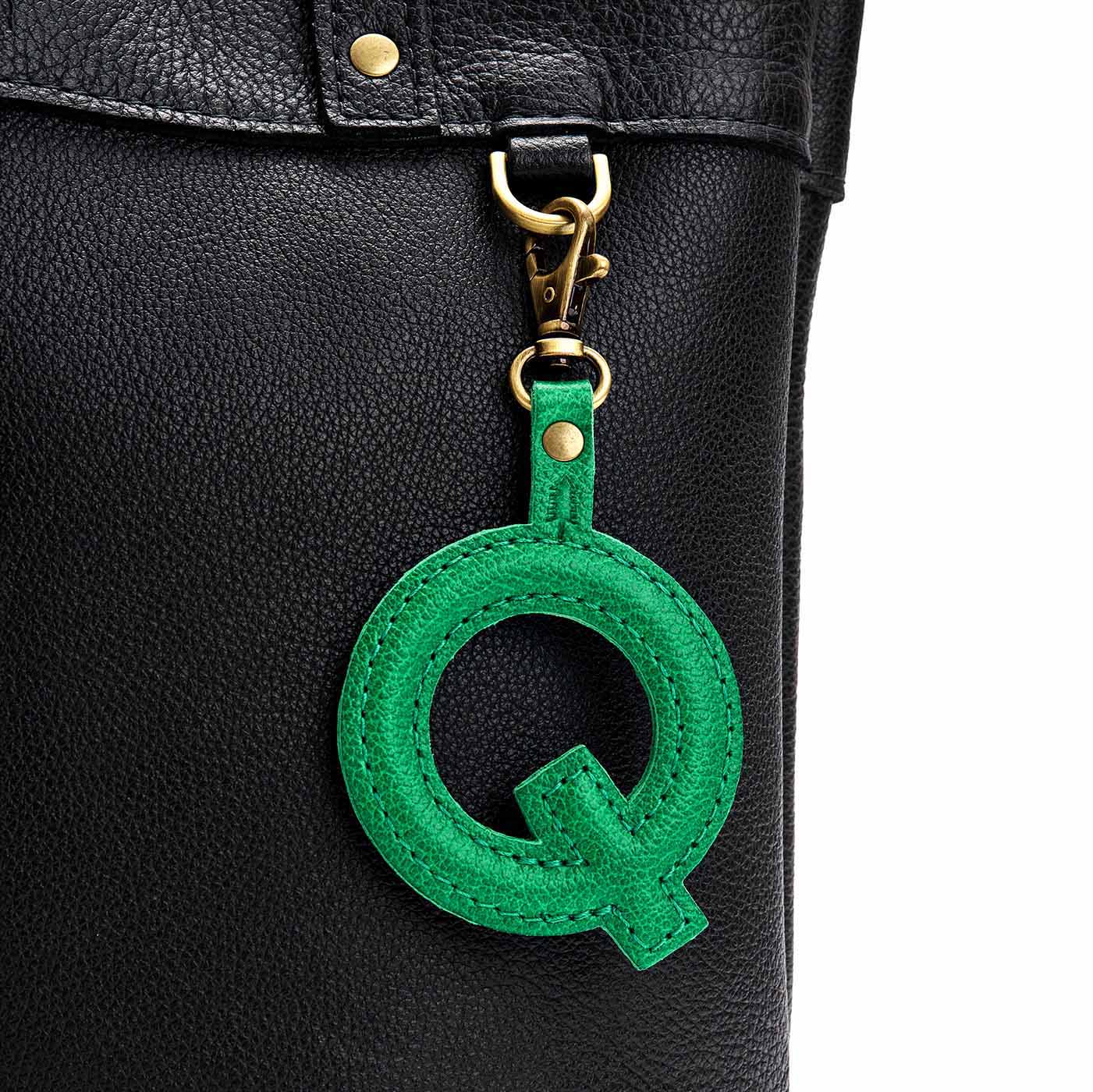 Q | Q Shaped Keychain
