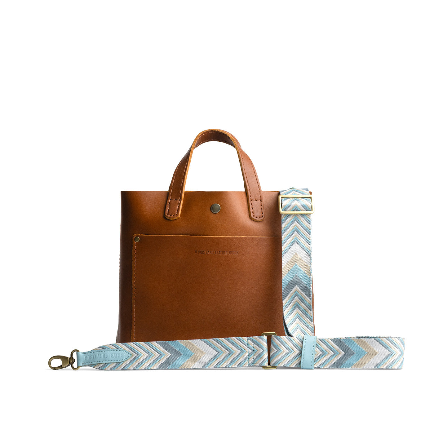 Iceberg | Strap with chevron pattern and brass-toned hardware