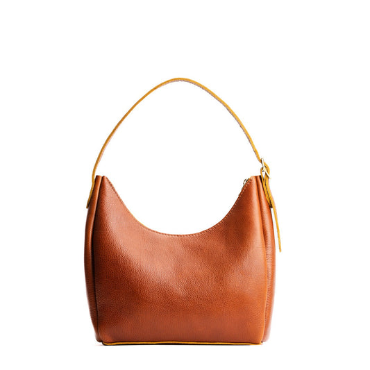 Sienna*Medium | U-shaped, flat-bottomed leather shoulder bag with adjustable strap