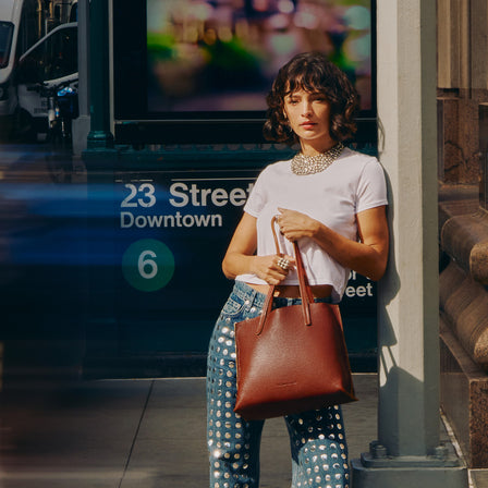 Nutmeg*Medium | leather tote bag with interior snap key loop