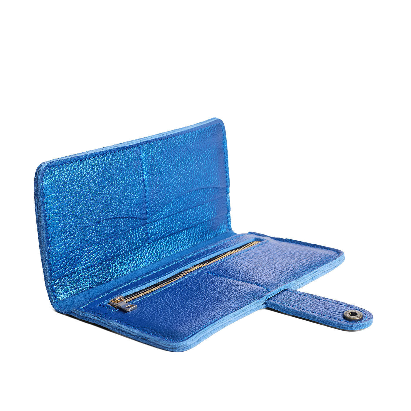 Comet Blue | Leather wallet with snap closure open