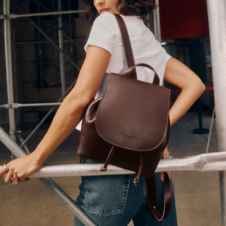 Coldbrew | Drawstring bucket backpack with snap closure under flap