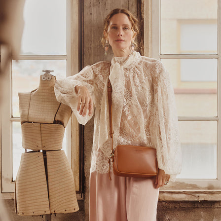 Honey*Large | Mid-size rectangular crossbody with adjustable strap