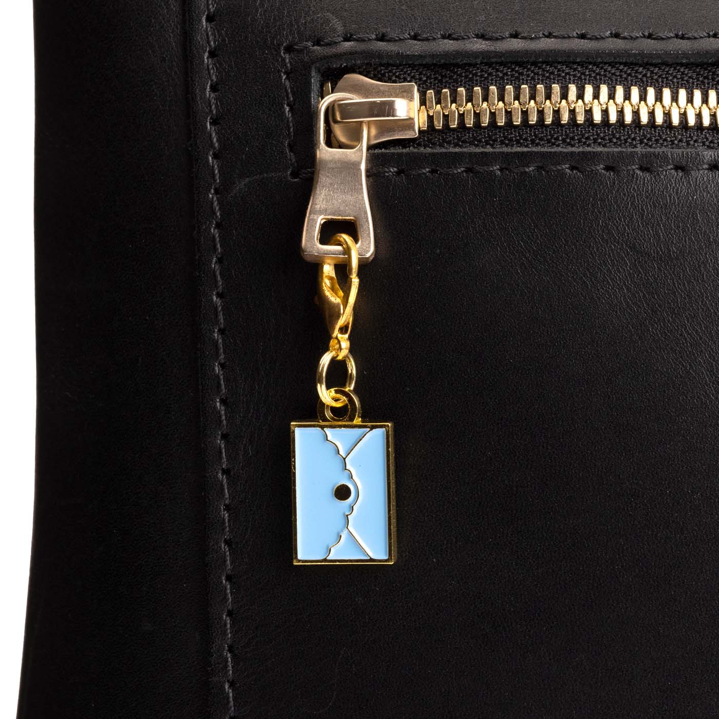 Daisy Wallet | Daisy Wallet shaped charm with lobster clasp