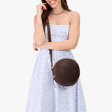 Coldbrew Large | Circle shaped crossbody bag with top zipper