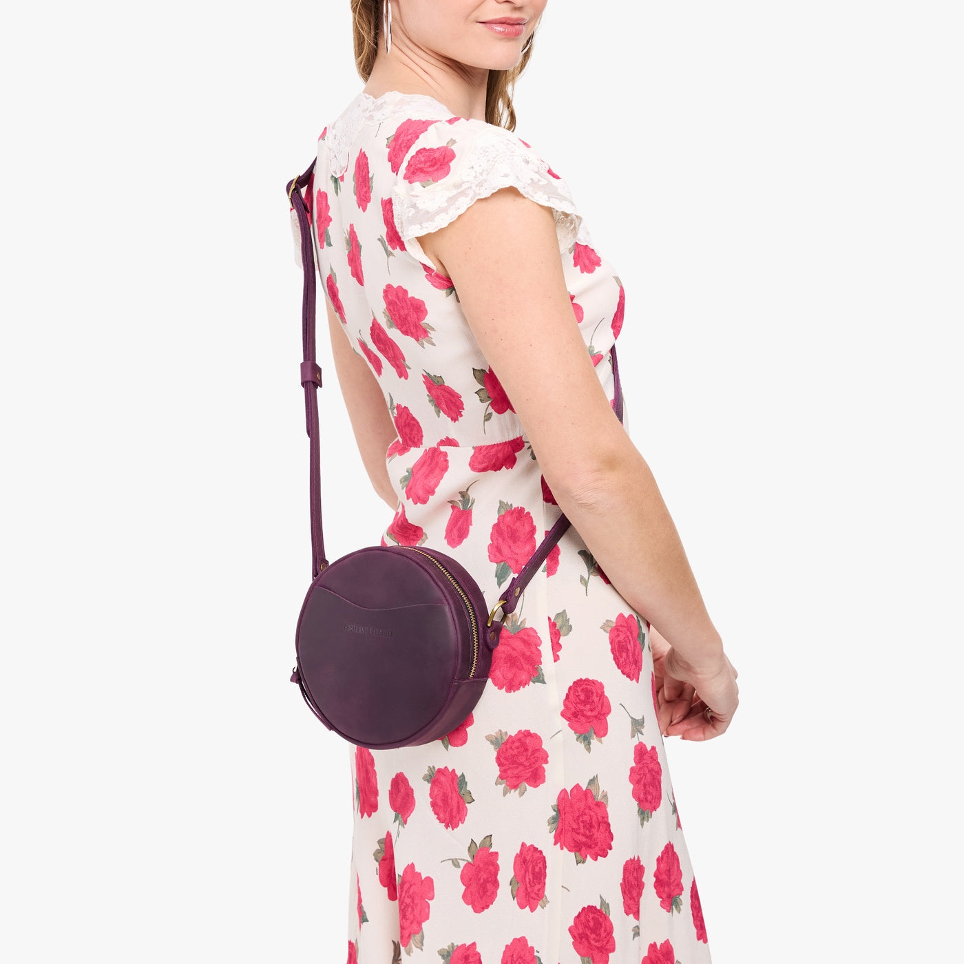 Larkspur*Small | Circle shaped crossbody bag with top zipper