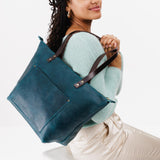 Lagoon Zipper | Large leather tote bag with sturdy bridle handles and front pocket