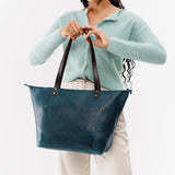 Lagoon Zipper | Large leather tote bag with sturdy bridle handles and front pocket