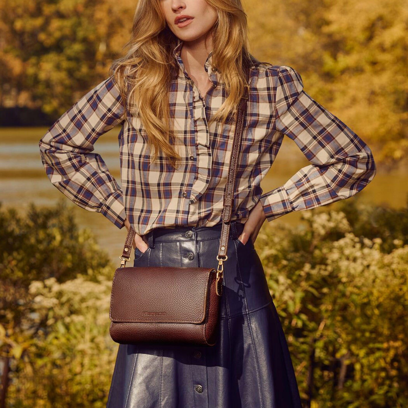 Nora Shoulder Bag Sizing – Portland Leather