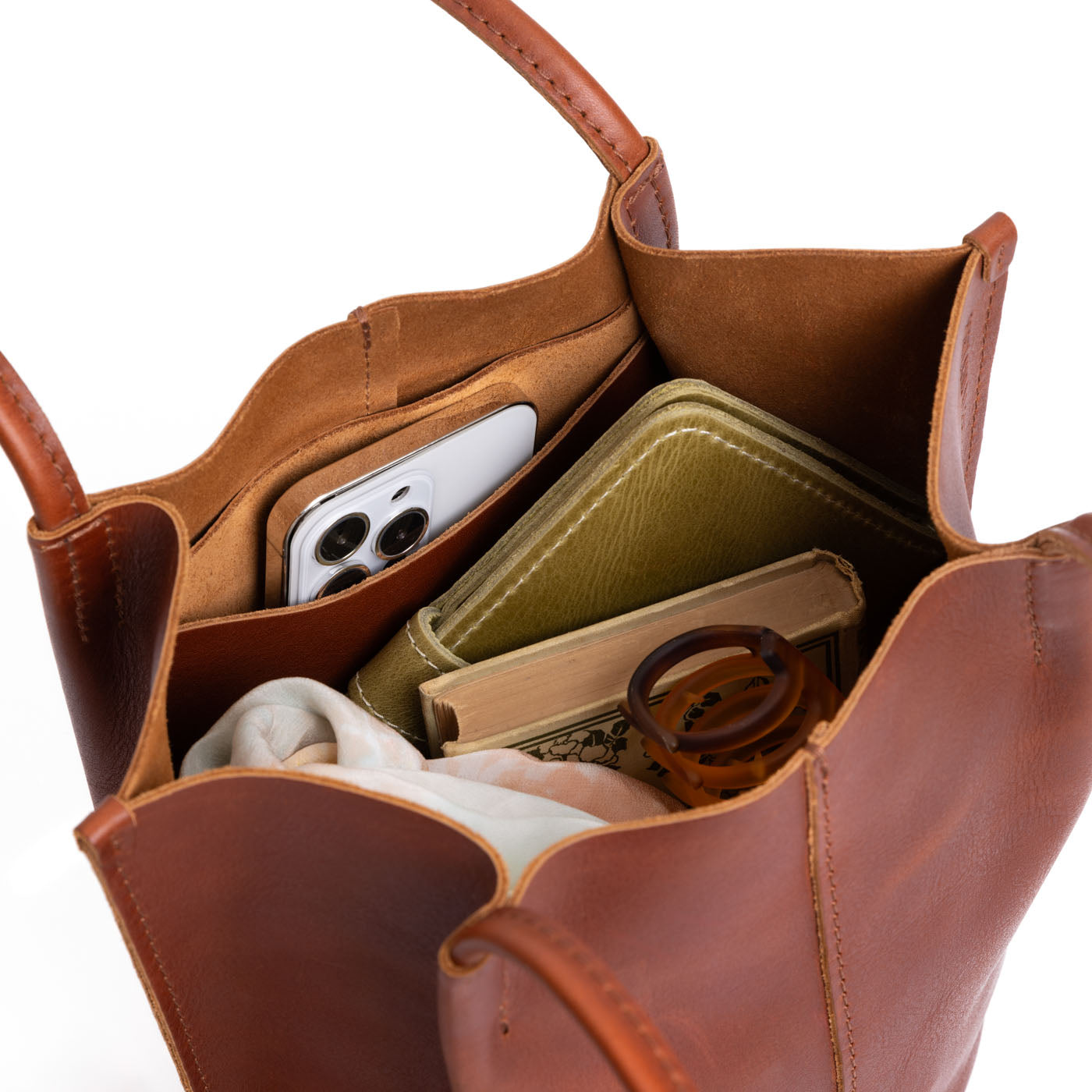 Devan Ware Devan Bucket Tote – Portland Leather