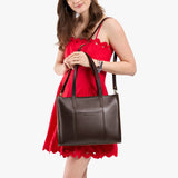 Grizzly East/West | Structured wide tote bag with overlapping panels and crossbody strap