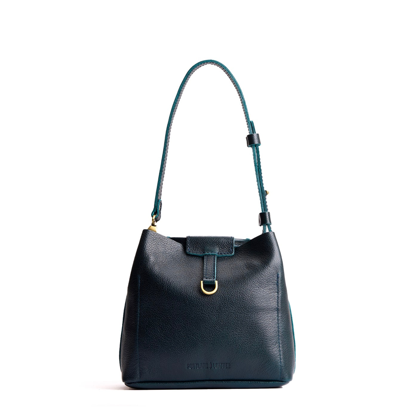 Boreal*Small | Symmetrical leather bag with leather drawstring closure and back ring for accessories