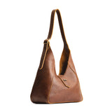 Asheville | Structured hobo shoulder bag with adjustable strap and magnetic closure