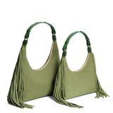 Laurel ANY Fringe | Fringe size comparison of a U-shaped shoulder bag with adjustable strap