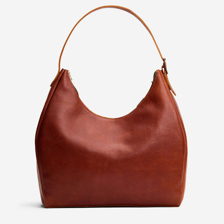 Nutmeg*Oversized | U-shaped, flat-bottomed leather shoulder bag with adjustable strap