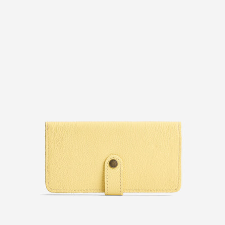 Butter Bliss | Leather wallet with snap closure