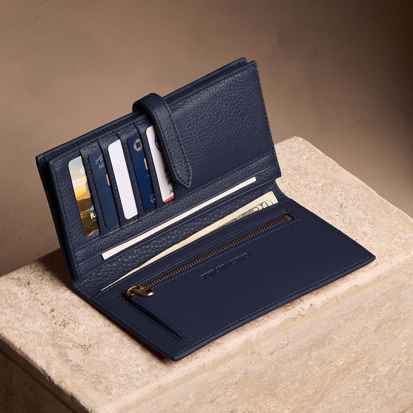 Horizon Bifold Wallet | Portland Leather Goods