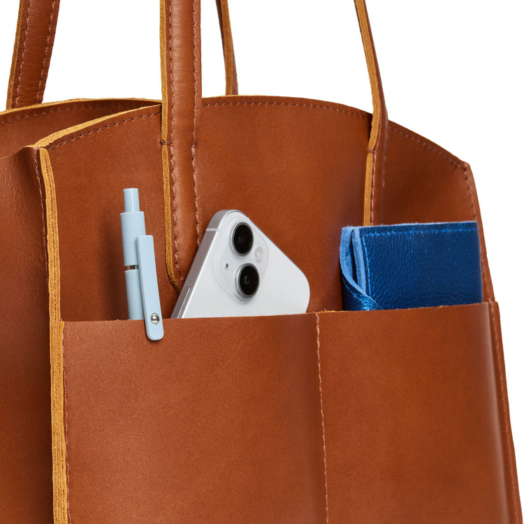 Exterior Pocket(s)