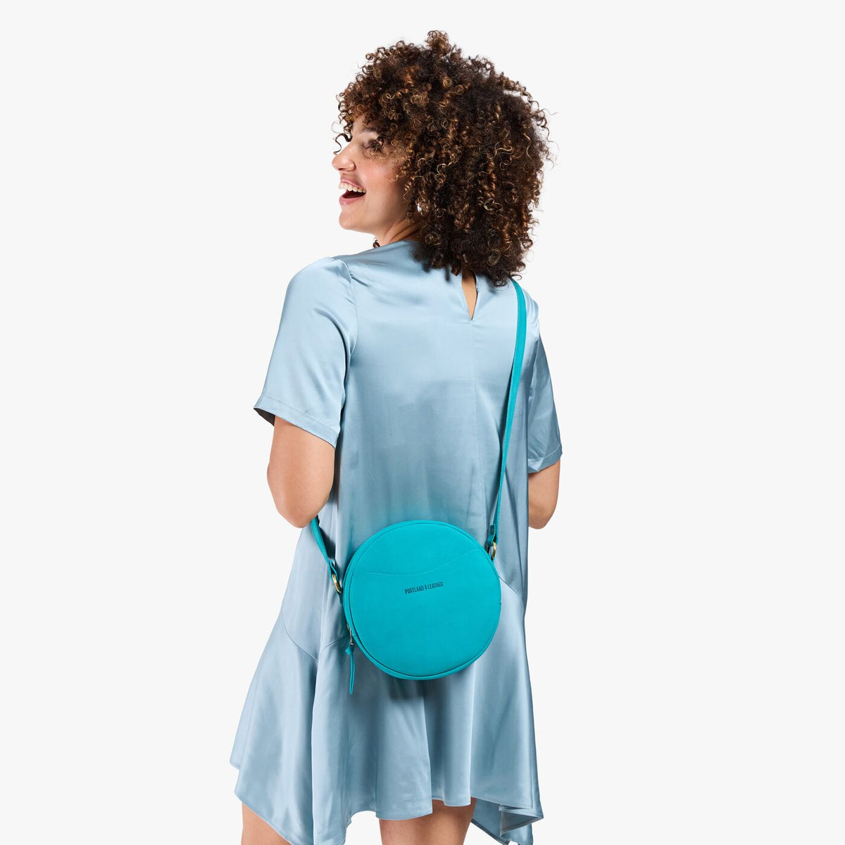 Aquamarine*Large | Circle shaped crossbody bag with top zipper
