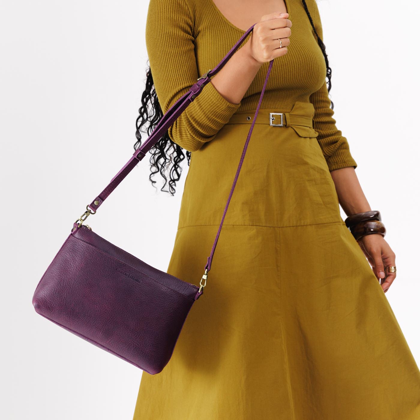 Plum*Large | Zip top crossbody bag with detachable strap