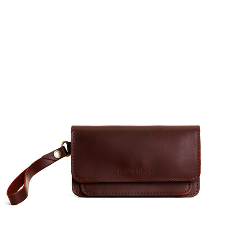 Cognac | Leather wallet clutch with wristlet and magnetic closure