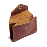 Nutmeg Classic | Small leather wallet with snap closure