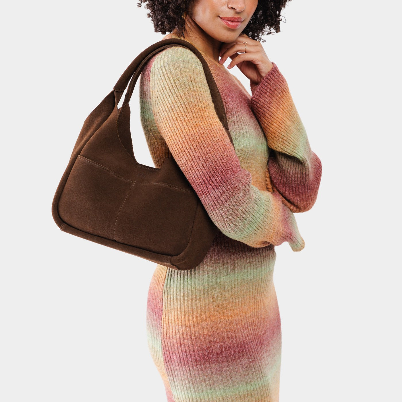 Stagecoach*Medium | U-shaped, flat-bottomed leather shoulder bag with two outside pockets