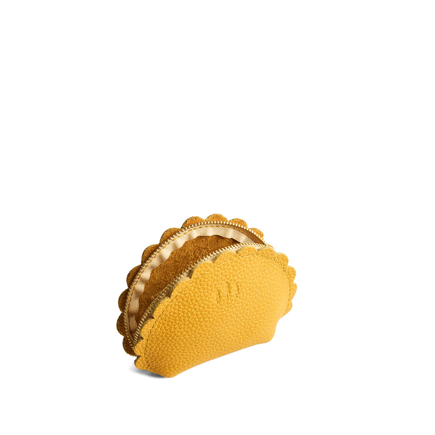 Sunshine*Small | Curved leather pouch with zipper and scalloped edges