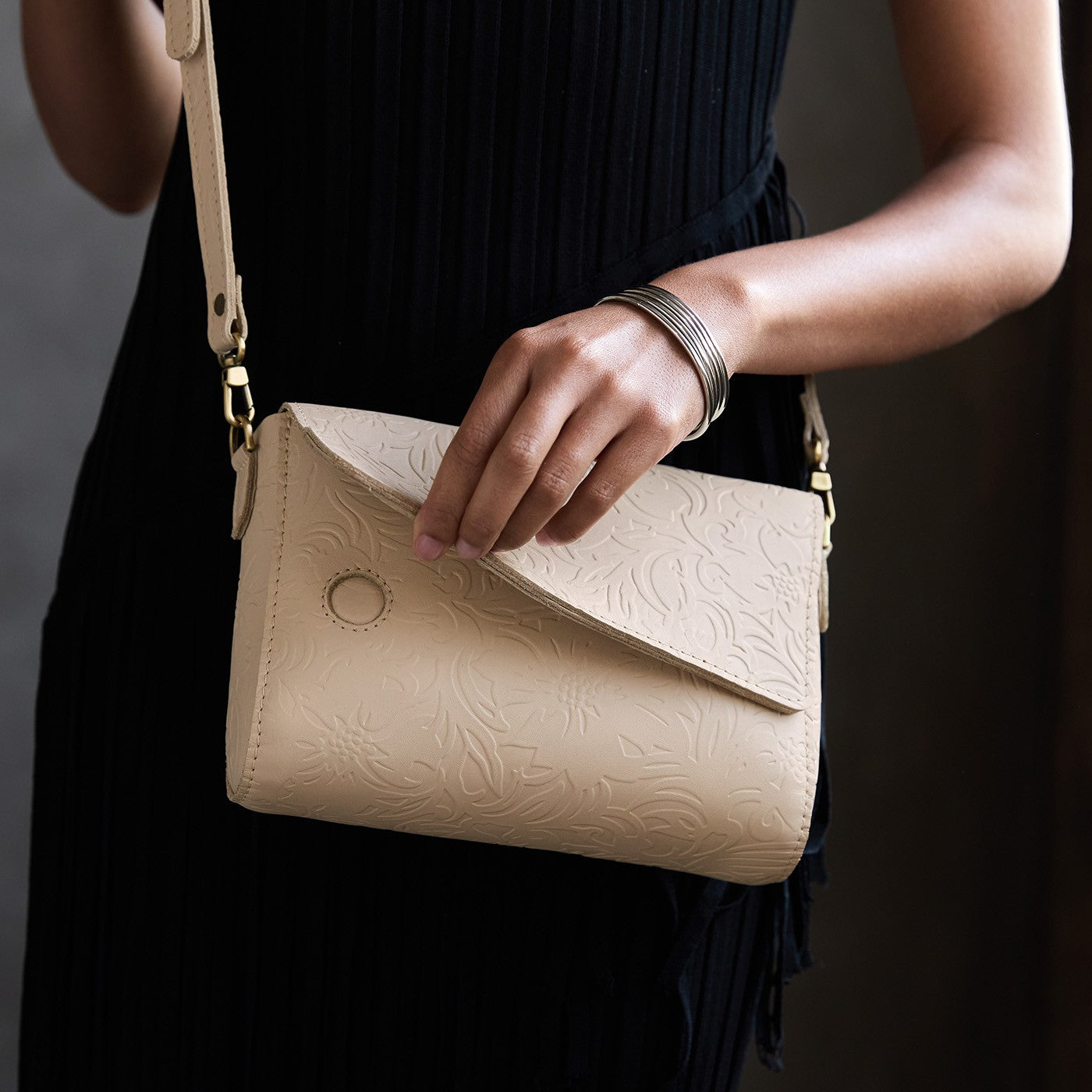 Medium Metro Crossbody - Limited Edition | Portland Leather Goods