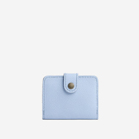 Skyway | Small leather wallet with snap closed