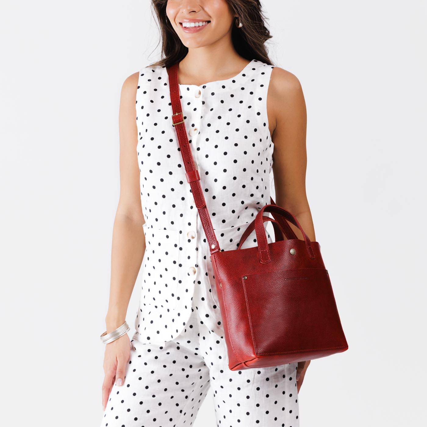 Chili Red*Classic | Crossbody tote bag with snap closure and front pocket