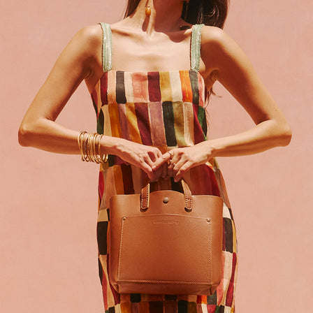 Honey*Classic | Crossbody tote bag with snap closure and front pocket