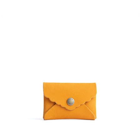 Turmeric | Small leather wallet with scalloped edge