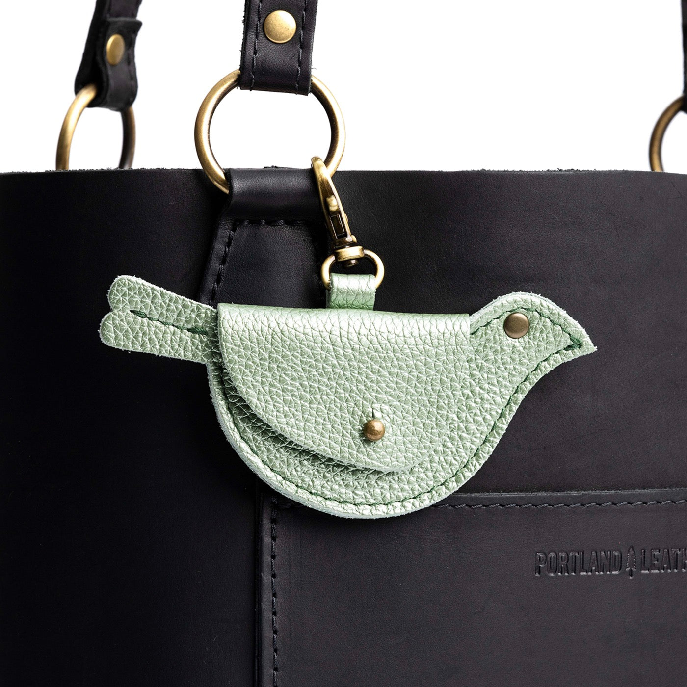 Beetle | Bird shaped pouch with button closure and lobster clasp