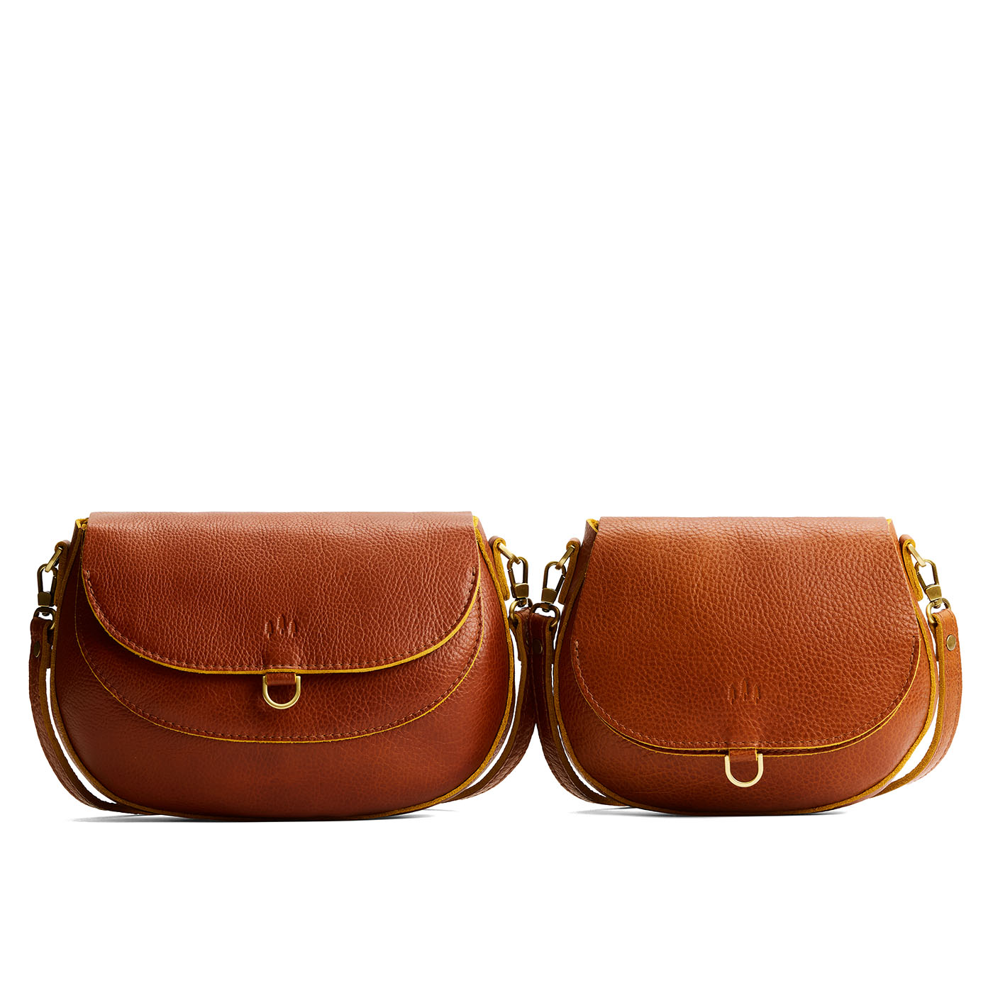 Sienna | Size comparison of two leather Crossbodies with a flaps and magnetic closures