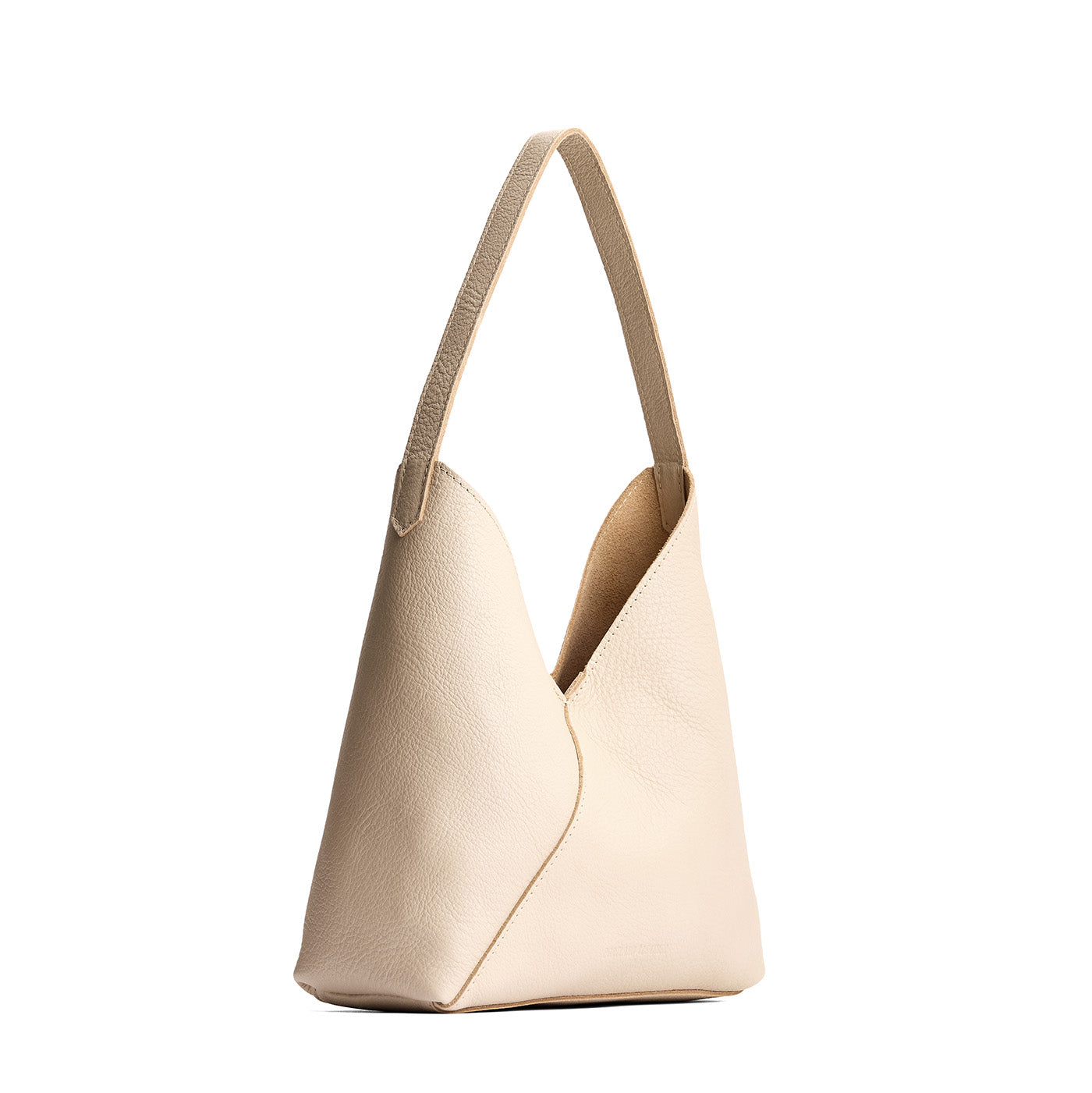 Pebbled Bone*Large | Mid-size shoulder bag with magnetic snap closure