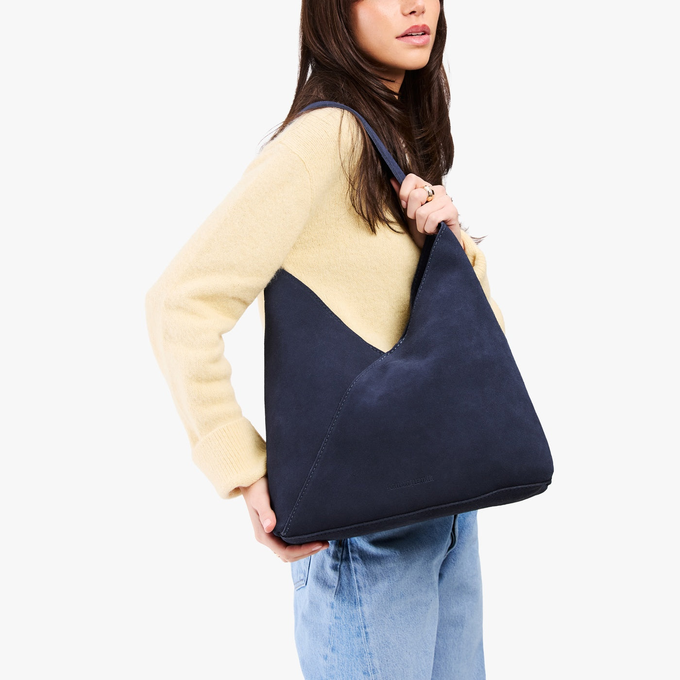 Large shoulder bag with magnetic snap closure