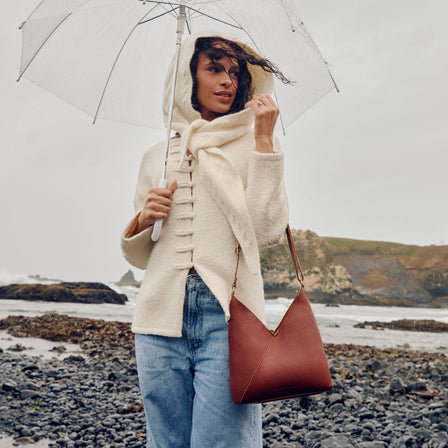Nutmeg*Small | Petite shoulder bag with adjustable strap and magnetic snap closure