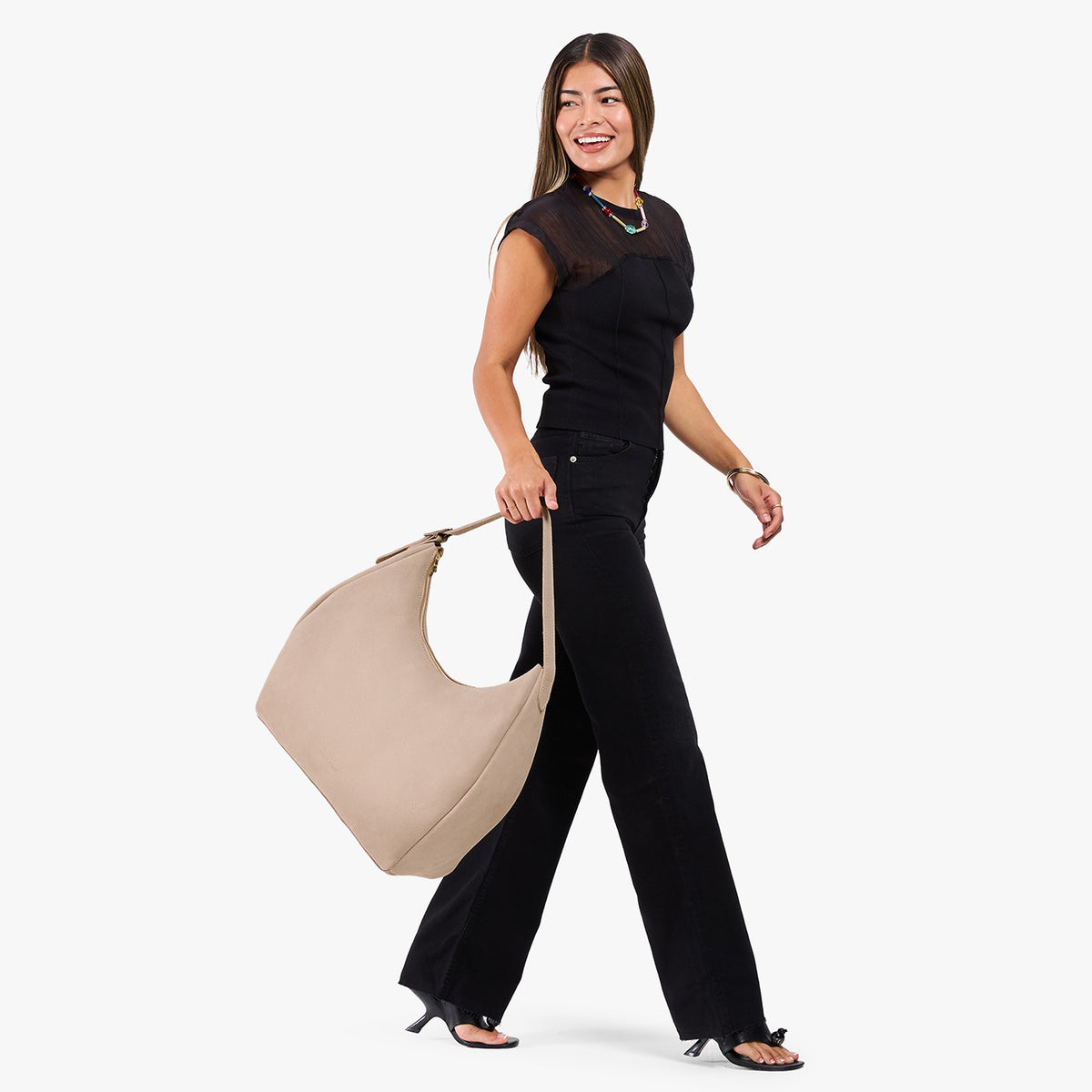 Taupe*Oversized | Model holding large shoulder bag
