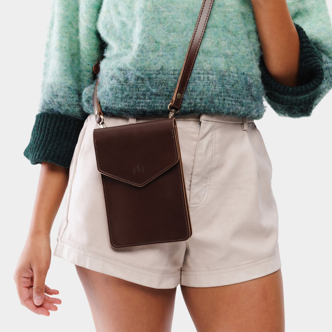 Chocolate Brown | Slim, phone-shaped crossbody purse with magnetic closure