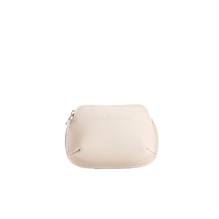 Bone*Small | Small pouch with top zipper and curved edges